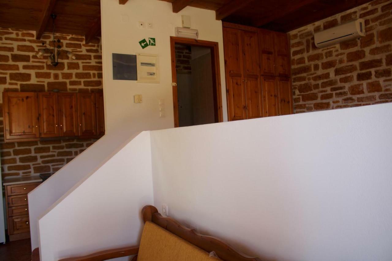 Petra-Mare Villa Triopetra Exterior photo